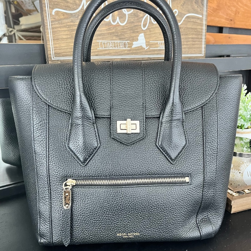 Henri Bendel black Rivington